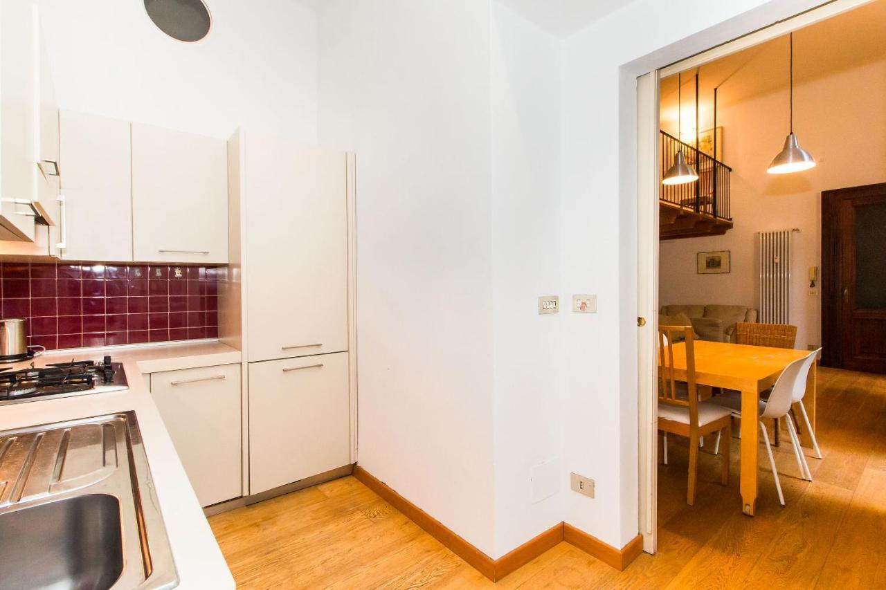 Porta Susa Central & Roomy Flat Torino Exterior foto