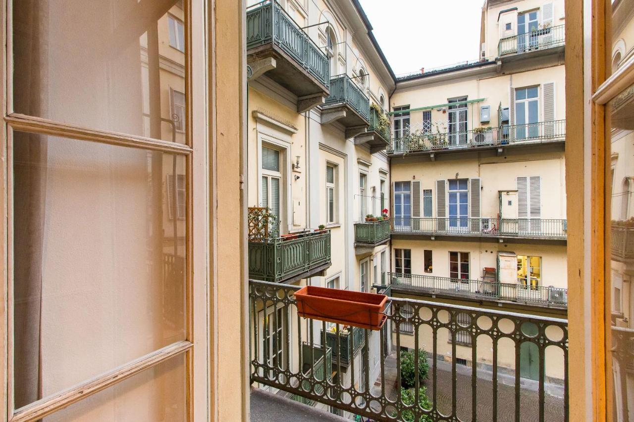 Porta Susa Central & Roomy Flat Torino Exterior foto
